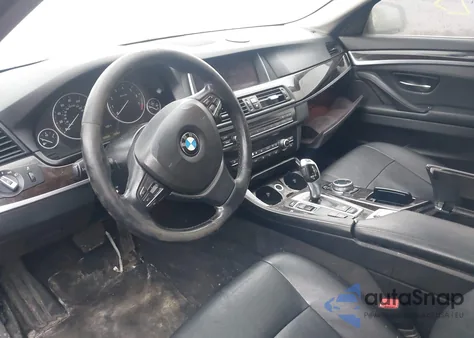 2015 BMW 528I xDrive z USA, uszkodzony, nr VIN WBA5A7C54FD621226